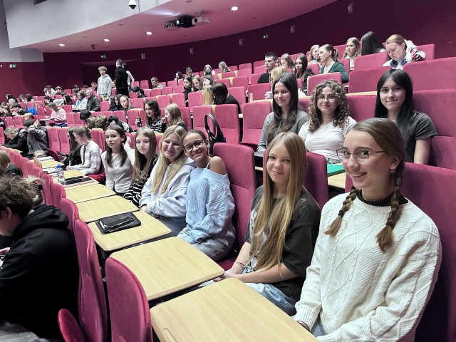 Wykłady z biochemii, biofizyki i biotechnologii organizowanych przez Uniwersytet Jagielloński