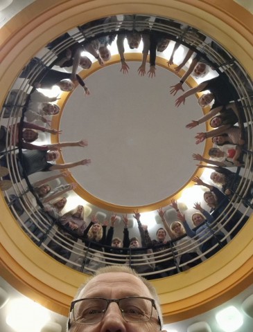 zdjęcie przedstawia zajęcia warsztatowe